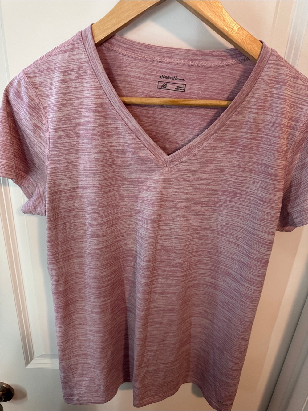 Eddie Bauer Heathered Dusty Rose V-Neck Short Sleeve Tee